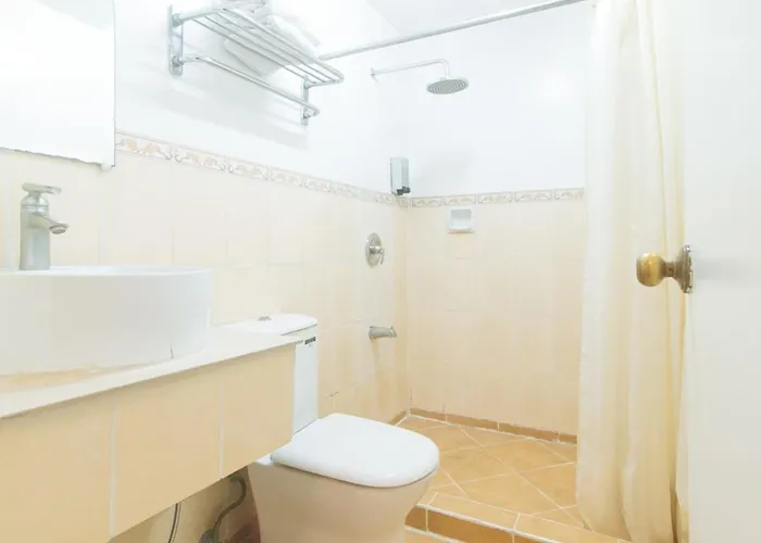 Comfy Kalaw By Reddoorz Hotel
