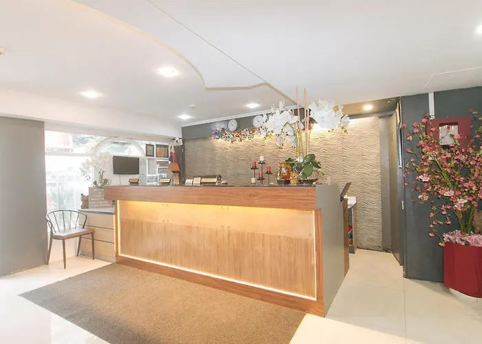 Hotel Comfy Kalaw By Reddoorz Manila